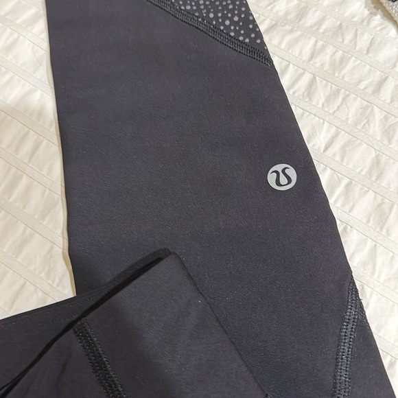 Lululemon Leggings Tight Stuff Tights Sz 4 - Picture 7 of 7